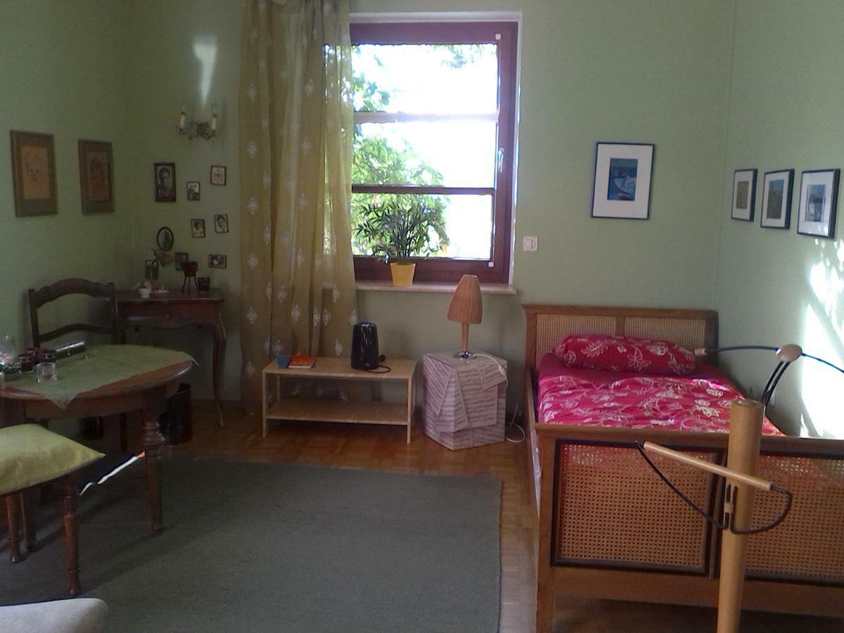 Проживание в семье Messezimmer Naehe Zentrum *